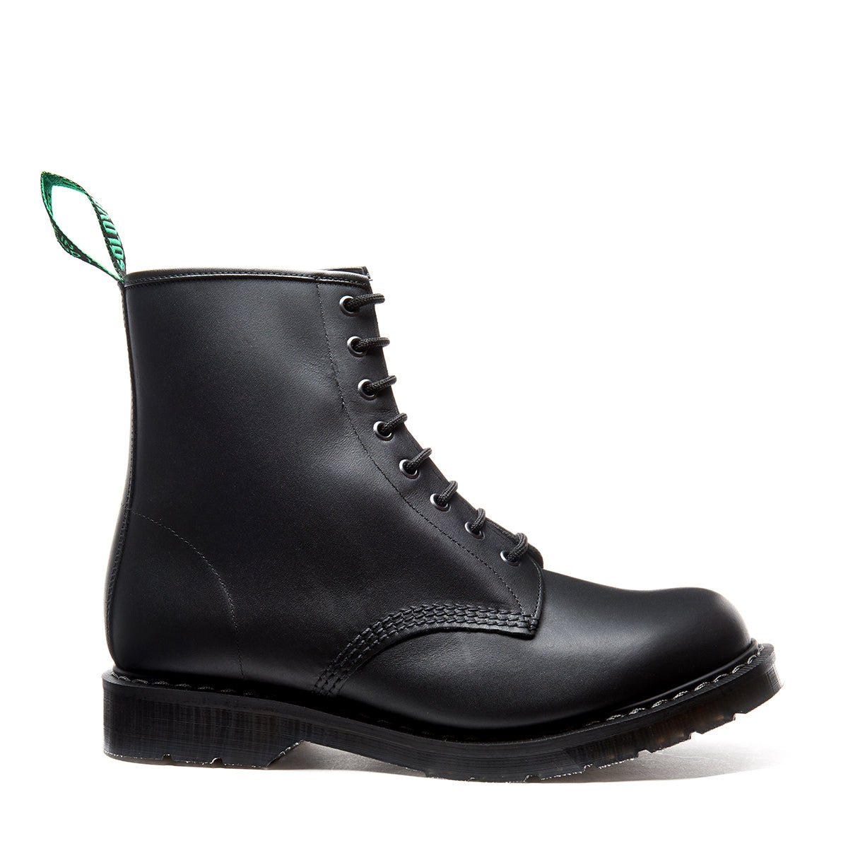 Solovair 8-Eye Derby Boot aus schwarzem Fettleder mit Luftpolstersohle